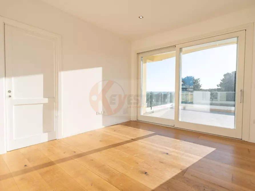 Immagine 17 di Attico in vendita  in Via Lido 125 a Alghero