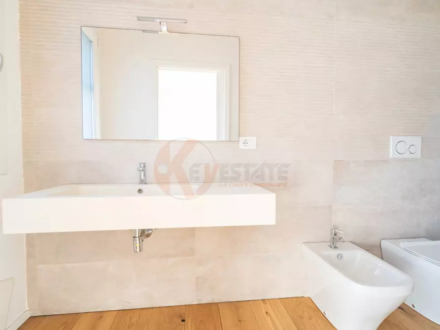 Immagine 38 di Attico in vendita  in Via Lido 125 a Alghero