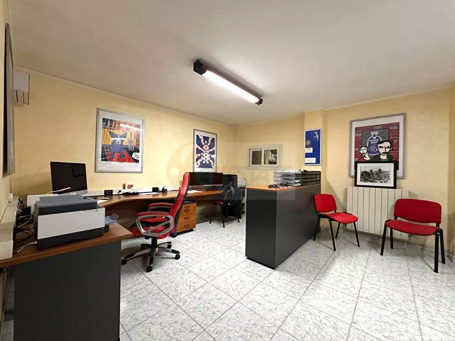Immagine 17 di Ufficio in vendita  in via Crispatzu 6/A a Sassari