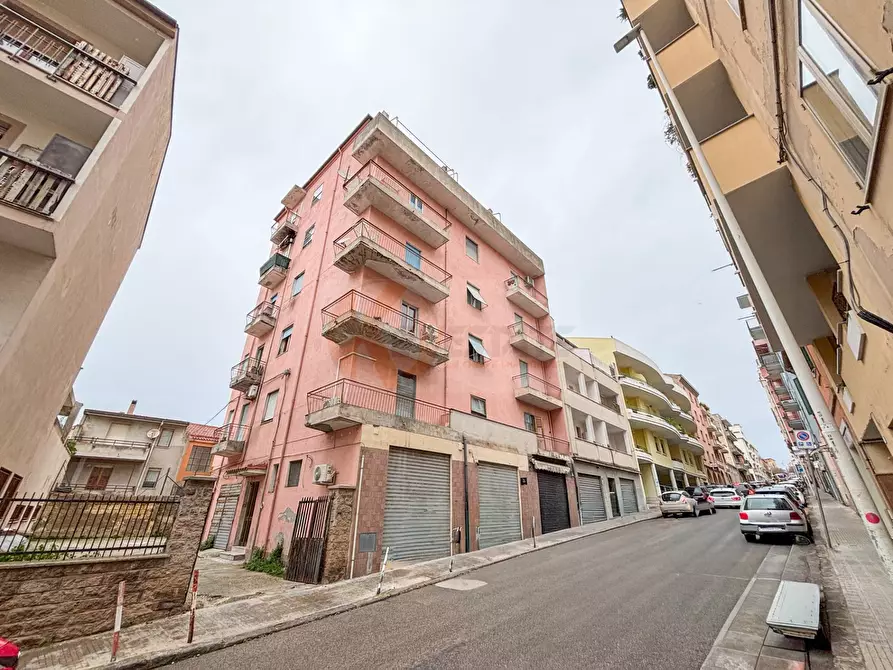 Immagine 31 di Attico in vendita  in Via Grazia Deledda 52 a Sassari