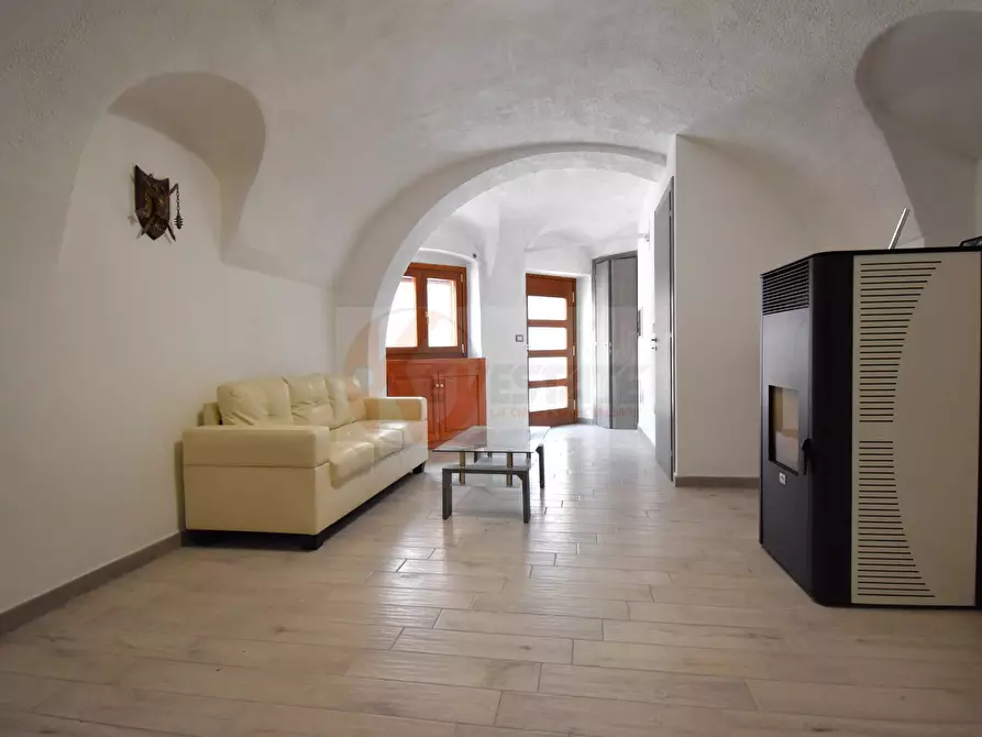 Immagine 5 di Casa indipendente in vendita  in via Umberto I 60 a Thiesi