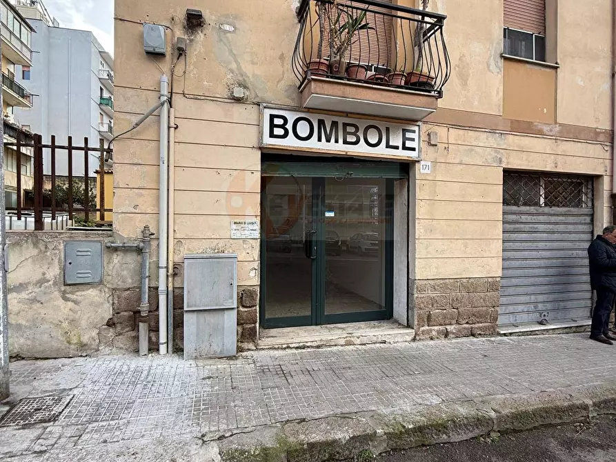 Immagine 16 di Locale commerciale in vendita  in via Grazia Deledda 171 a Sassari