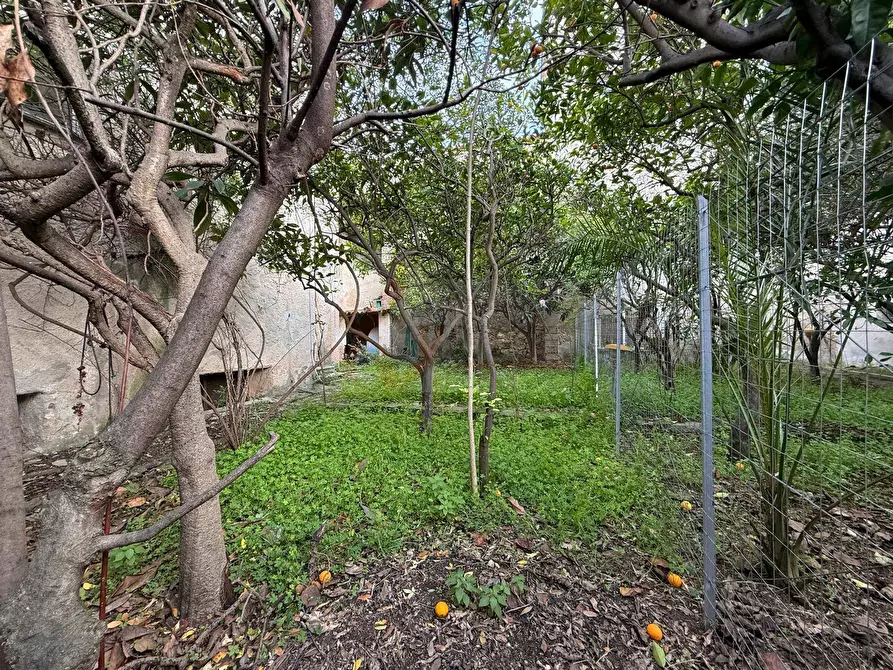 Immagine 8 di Locale commerciale in vendita  in via Grazia Deledda 31 a Sassari