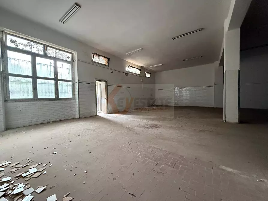 Immagine 17 di Locale commerciale in vendita  in via Grazia Deledda 31 a Sassari