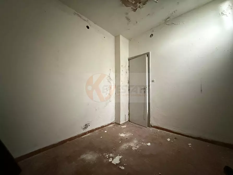 Immagine 26 di Locale commerciale in vendita  in via Grazia Deledda 31 a Sassari