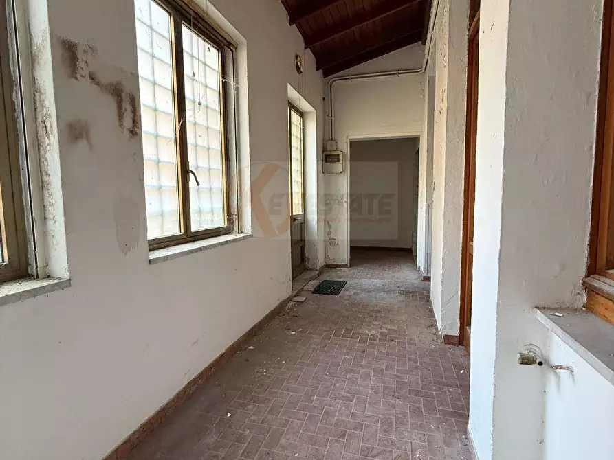 Immagine 28 di Locale commerciale in vendita  in via Grazia Deledda 31 a Sassari