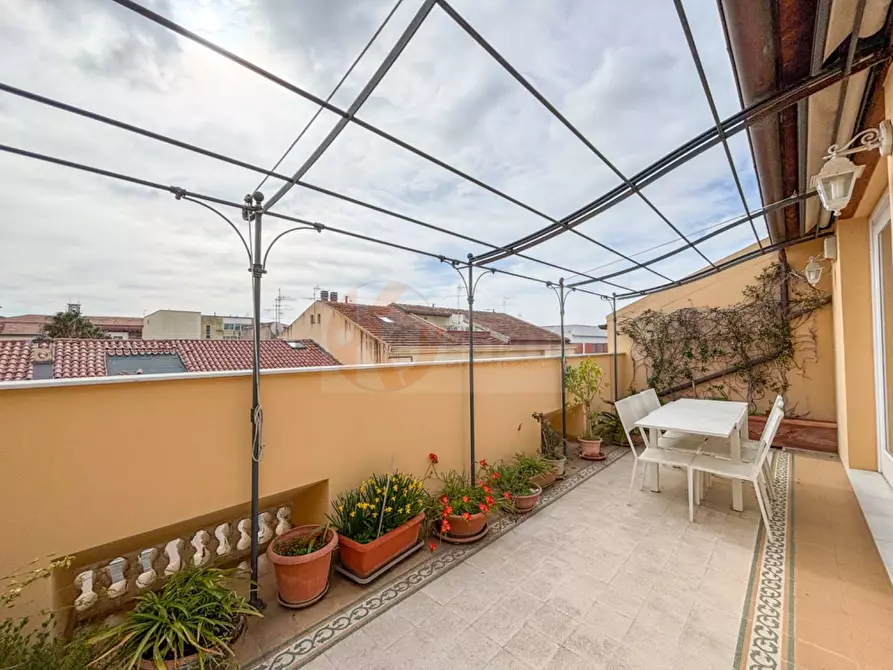 Immagine 70 di Attico in vendita  in Via Manno 11 a Sassari