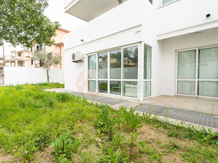 Immagine 4 di Appartamento in vendita  in Via Parigi 2 a Olbia
