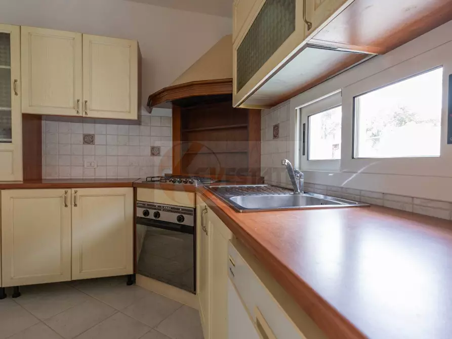 Immagine 10 di Appartamento in vendita  in Via Parigi 2 a Olbia