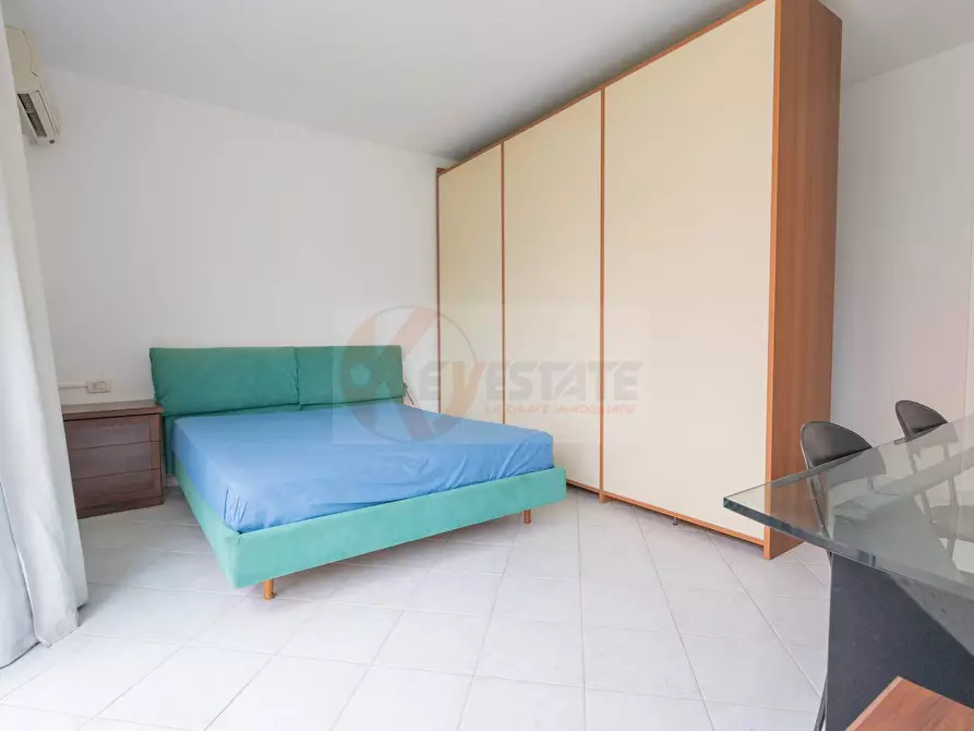 Immagine 13 di Appartamento in vendita  in Via Parigi 2 a Olbia