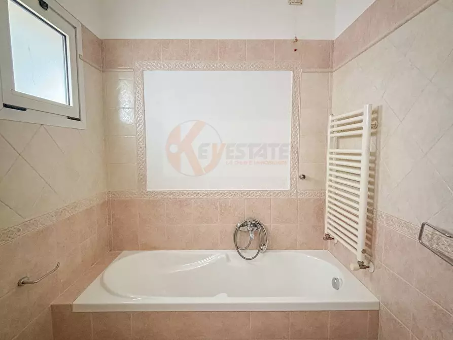 Immagine 20 di Appartamento in vendita  in Via Parigi 2 a Olbia