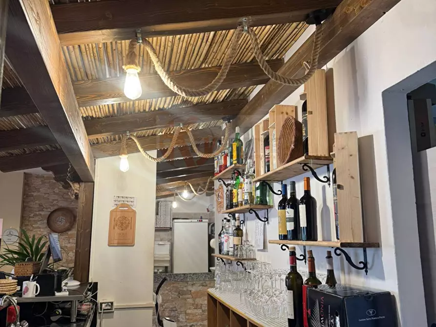 Immagine 14 di Attività commerciale in vendita  in Via Proto de Fraia 18a a Sassari