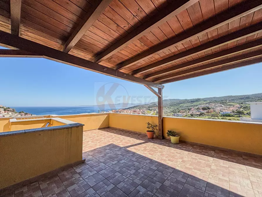 Immagine 2 di Attico in vendita  in VIA ELEONORA D` ARBOREA 69 a Castelsardo