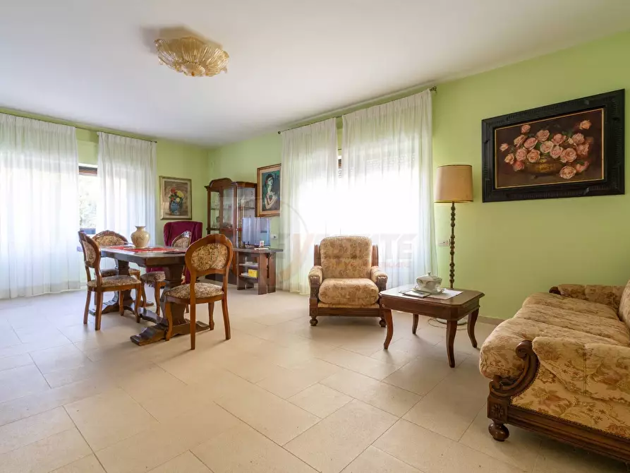 Immagine 2 di Villa in vendita  in vicolo colonia romana 5 a Porto Torres