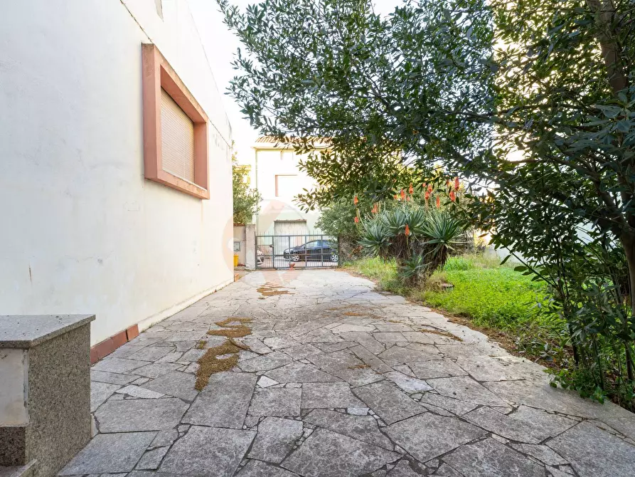 Immagine 28 di Villa in vendita  in vicolo colonia romana 5 a Porto Torres