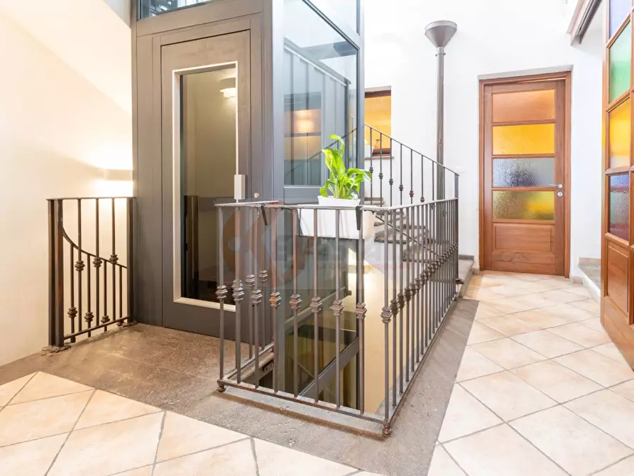 Immagine 41 di Attività commerciale in vendita  in via Cottoni 59 a Sorso