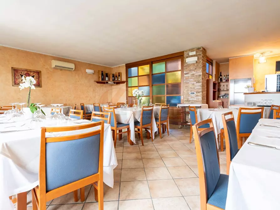 Immagine 20 di Attività commerciale in vendita  in via Cottoni 59 a Sorso