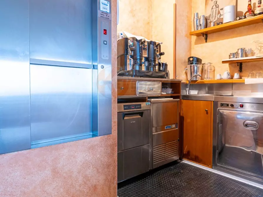 Immagine 45 di Attività commerciale in vendita  in via Cottoni 59 a Sorso