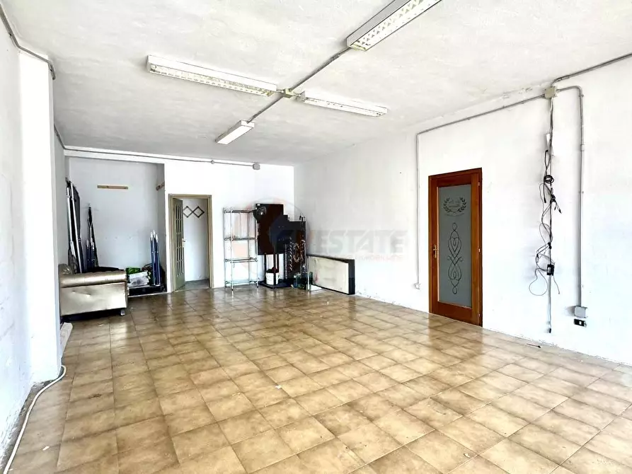 Immagine 9 di Attività commerciale in vendita  in Via Meucci 16 a Olbia