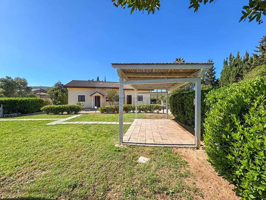 Immagine 94 di Villa in vendita  in via Ozieri 34 a Banari