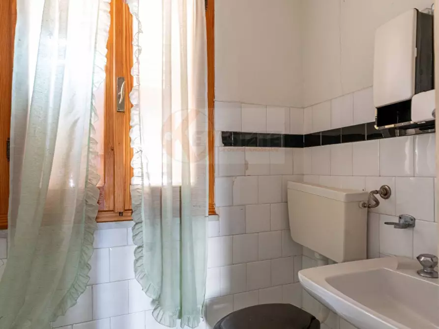 Immagine 15 di Casa indipendente in vendita  in piazza Marconi 16 a Anela