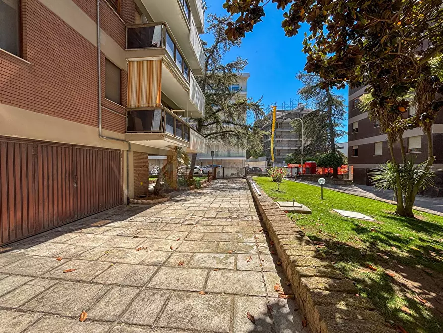 Immagine 45 di Attico in vendita  in Via Dau 14 a Sassari