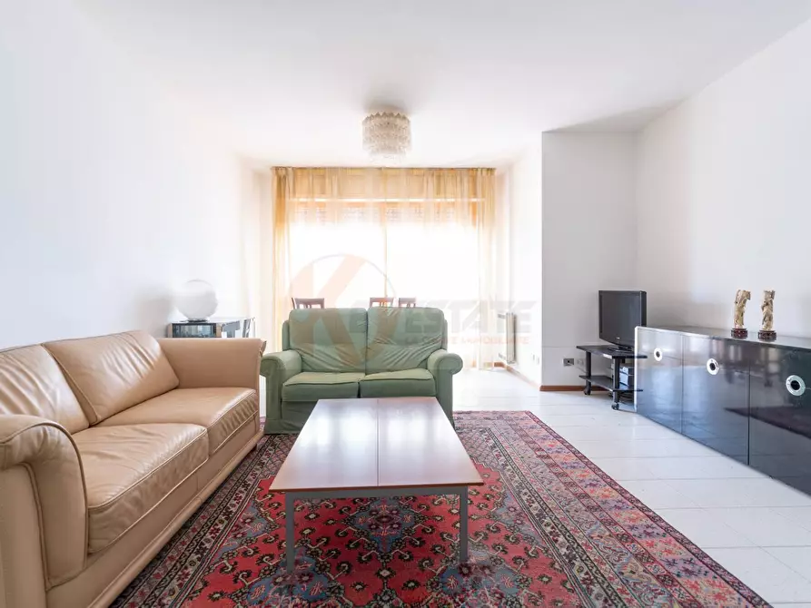 Immagine 6 di Appartamento in vendita  in via Addis 5 a Sassari