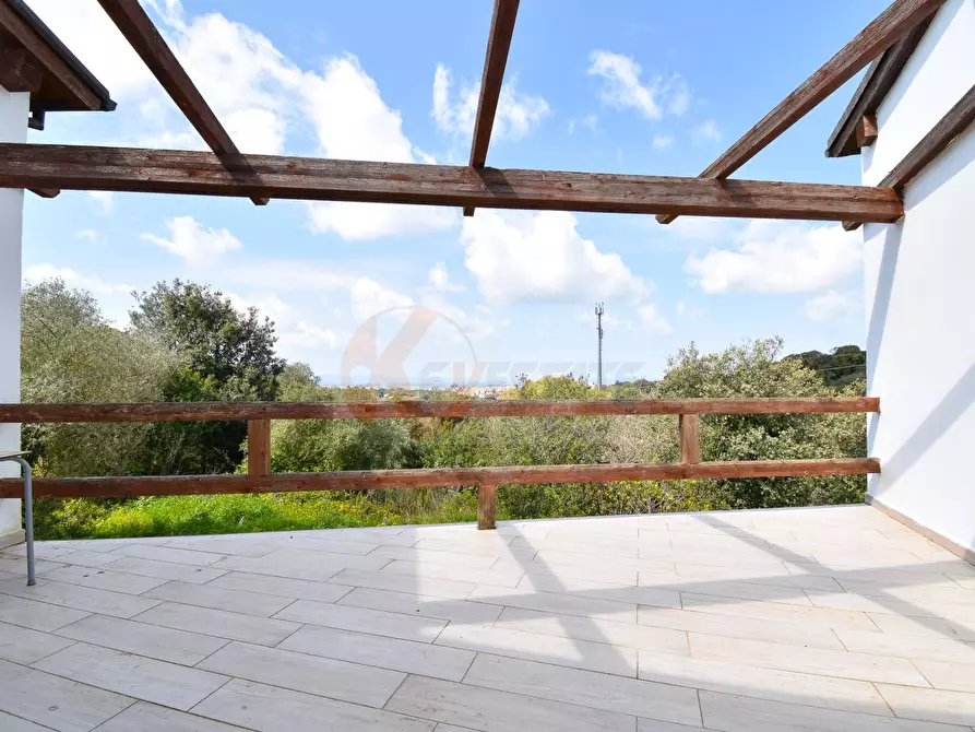 Immagine 4 di Villa in vendita  in STRADA VICINALE LUNA E SOLE PRUNIZZEDDA SNC a Sassari