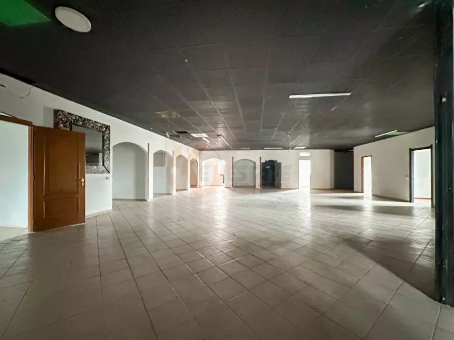 Immagine 7 di Locale commerciale in vendita  in predda niedda sud str.23 a Sassari