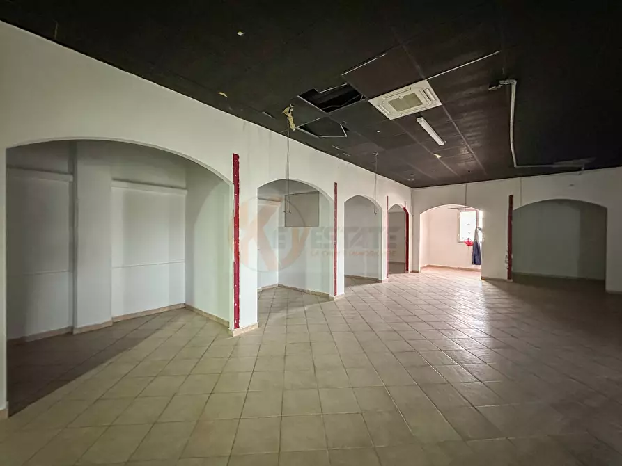 Immagine 9 di Locale commerciale in vendita  in predda niedda sud str.23 a Sassari