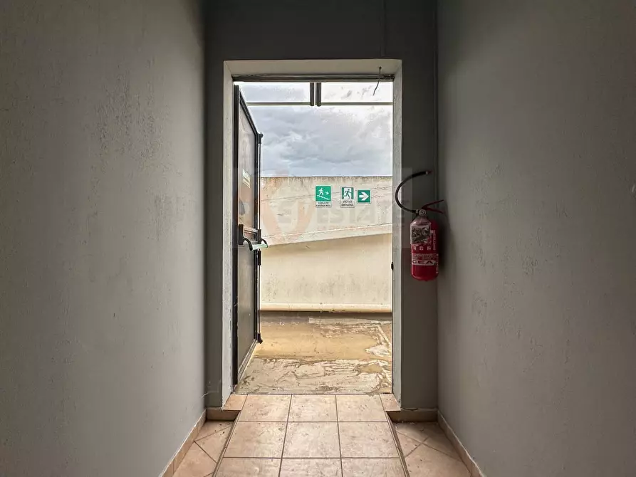Immagine 13 di Locale commerciale in vendita  in predda niedda sud str.23 a Sassari