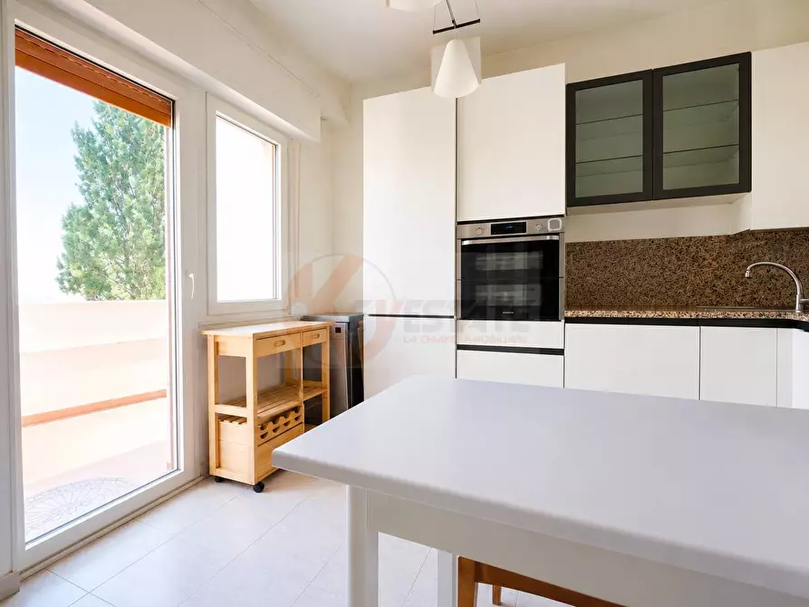 Immagine 10 di Appartamento in vendita  in via Kennedy 125 a Alghero