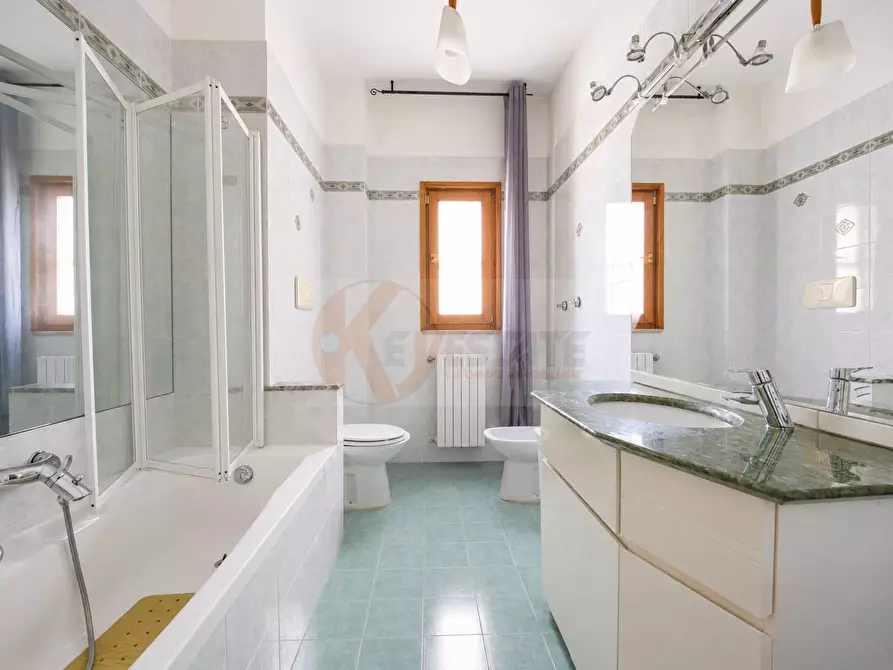 Immagine 21 di Appartamento in vendita  in via Kennedy 125 a Alghero