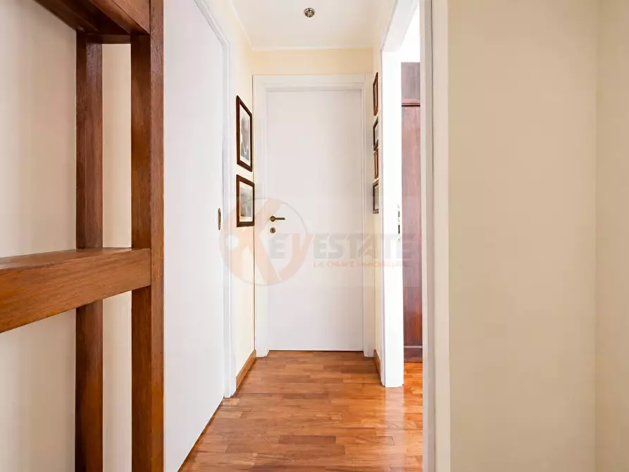Immagine 24 di Appartamento in vendita  in via Kennedy 125 a Alghero