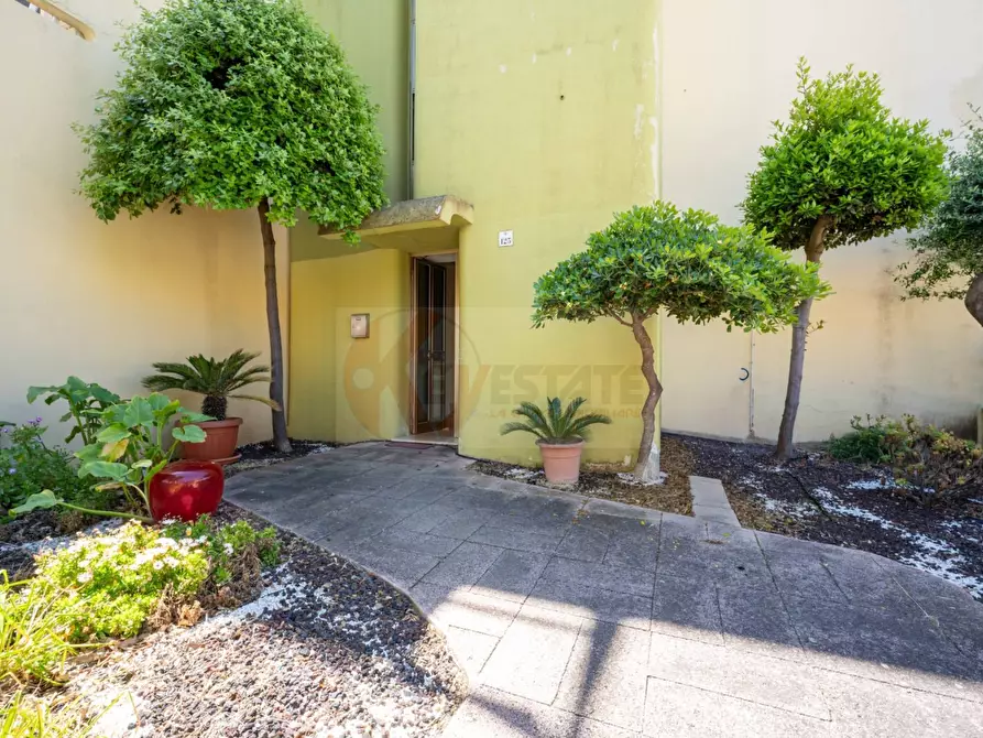 Immagine 33 di Appartamento in vendita  in via Kennedy 125 a Alghero