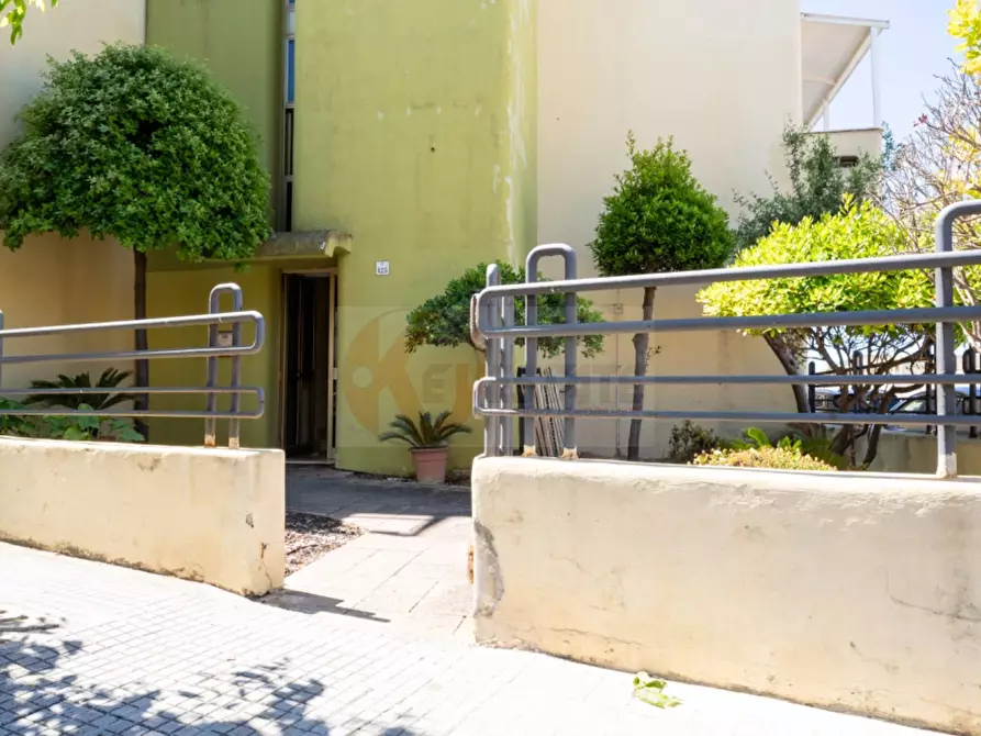 Immagine 34 di Appartamento in vendita  in via Kennedy 125 a Alghero