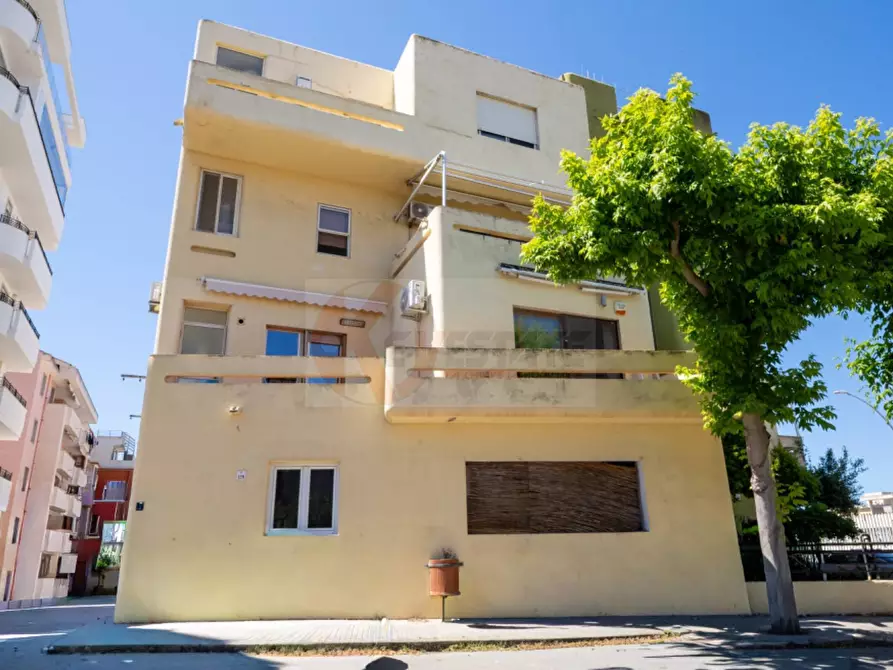 Immagine 37 di Appartamento in vendita  in via Kennedy 125 a Alghero