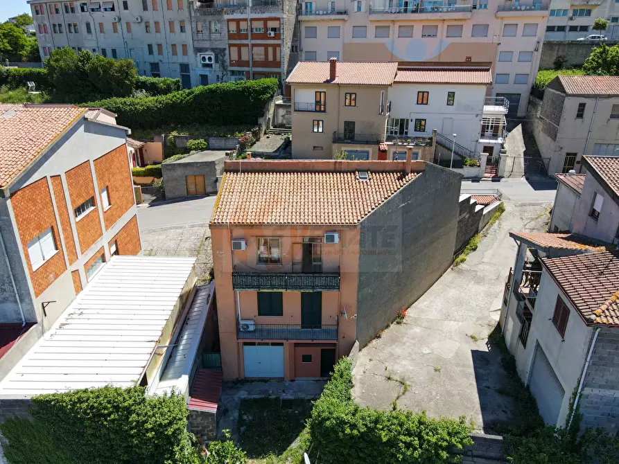 Immagine 46 di Appartamento in vendita  in via Grazia Deledda snc a Bonorva