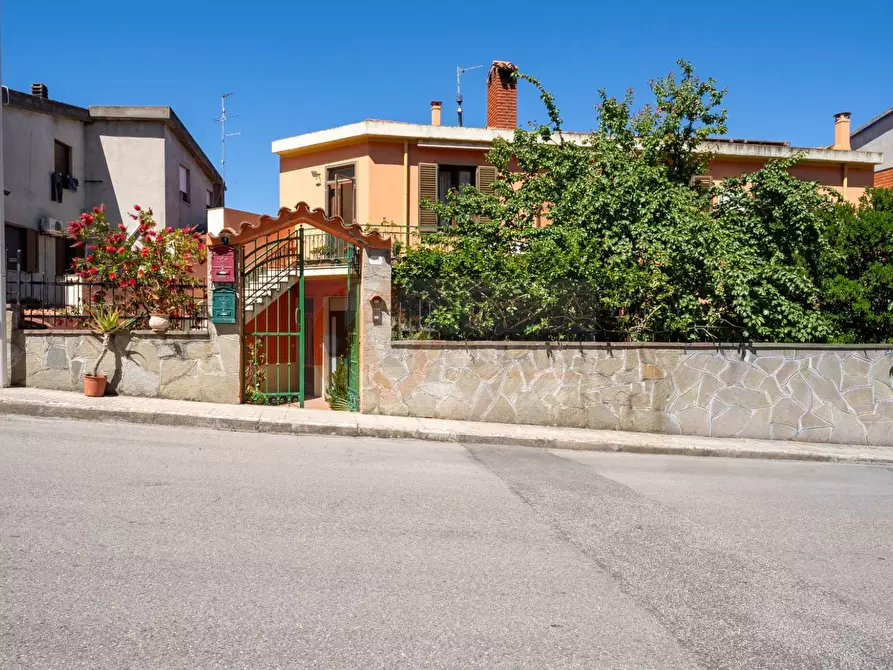 Immagine 51 di Appartamento in vendita  in via Grazia Deledda snc a Bonorva
