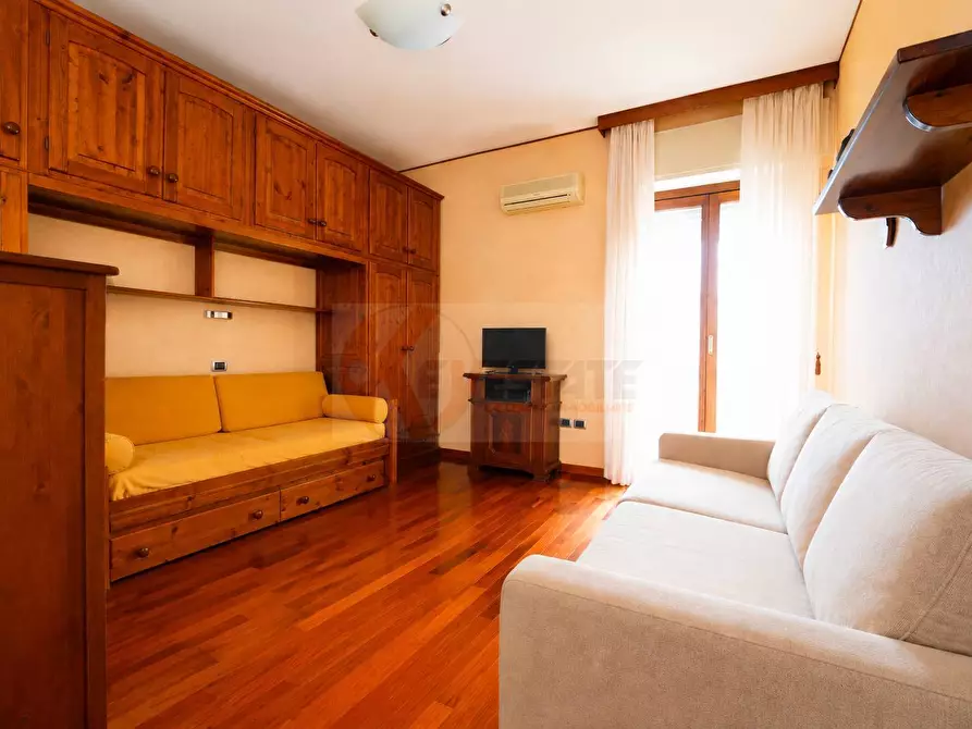 Immagine 14 di Appartamento in vendita  in via Principessa Maria 17 a Sassari