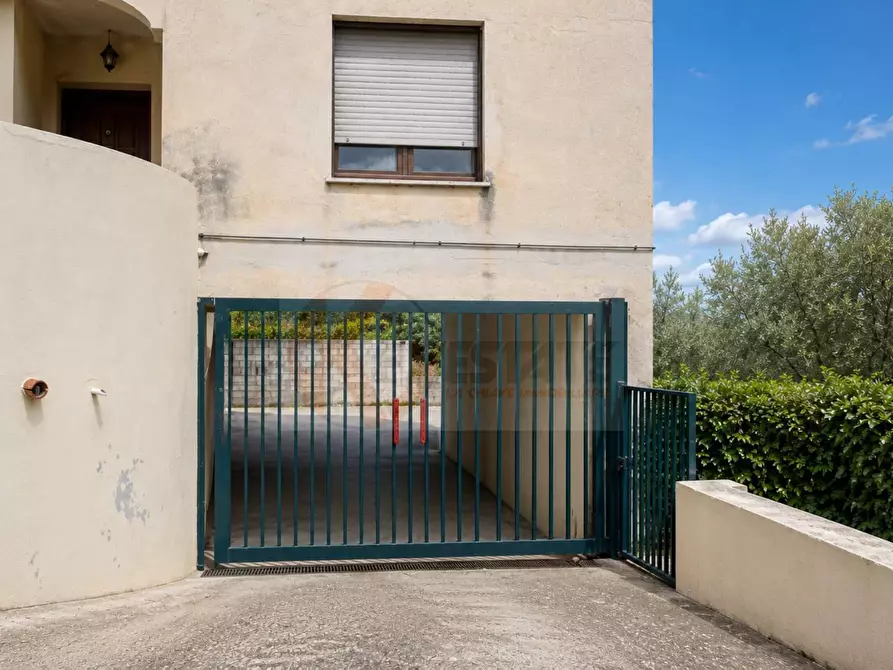 Immagine 29 di Appartamento in vendita  in via Carlo Cossu 16 a Usini
