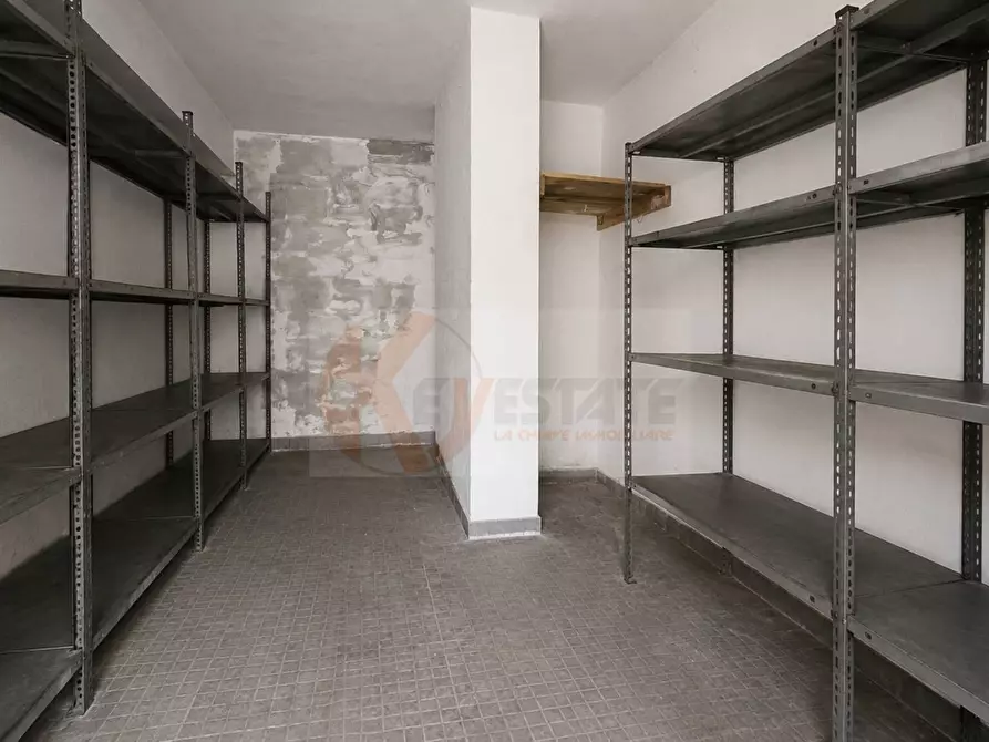 Immagine 34 di Appartamento in vendita  in via Carlo Cossu 16 a Usini