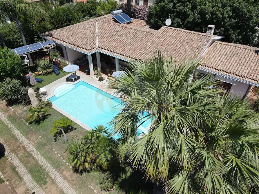 Immagine 1 di Villa in vendita  in Via Luigi Einaudi 1 a Iglesias