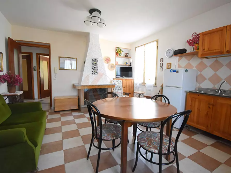Immagine 2 di Casa indipendente in vendita  in via Luzzati 10 a Badesi