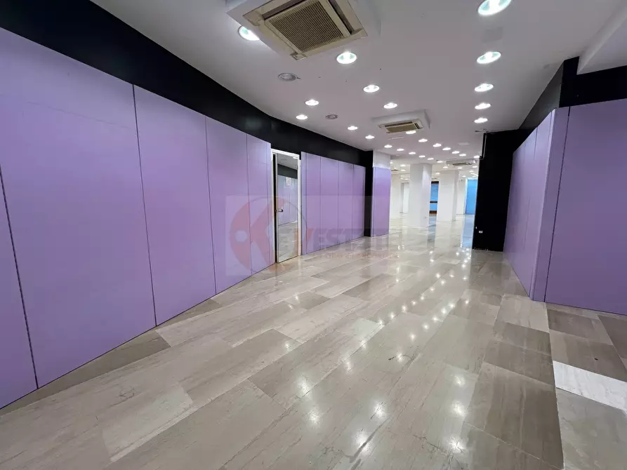 Immagine 6 di Locale commerciale in vendita  in largo cavallotti 18 a Sassari