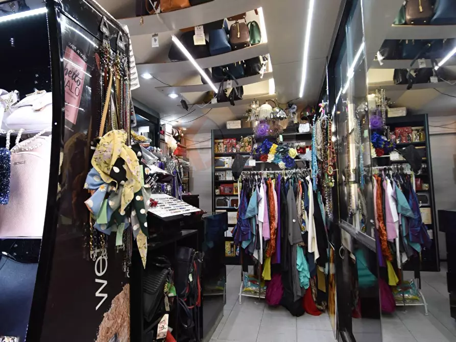 Immagine 6 di Attività commerciale in vendita  in Via Roma 132 a Sassari