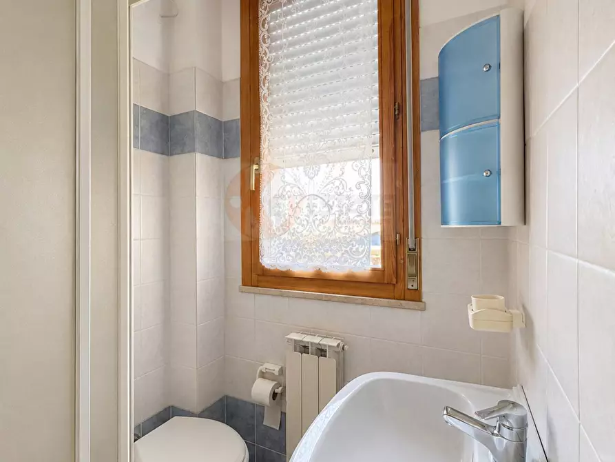 Immagine 10 di Appartamento in vendita  in Via Vittorino Era 27 a Sassari