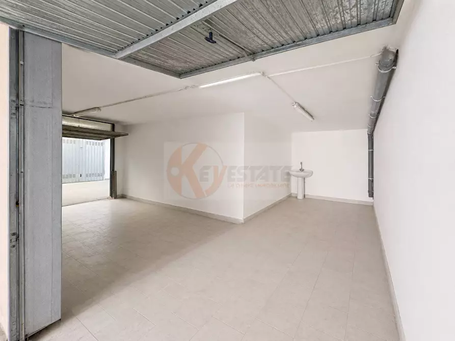 Immagine 29 di Appartamento in vendita  in Via Vittorino Era 27 a Sassari