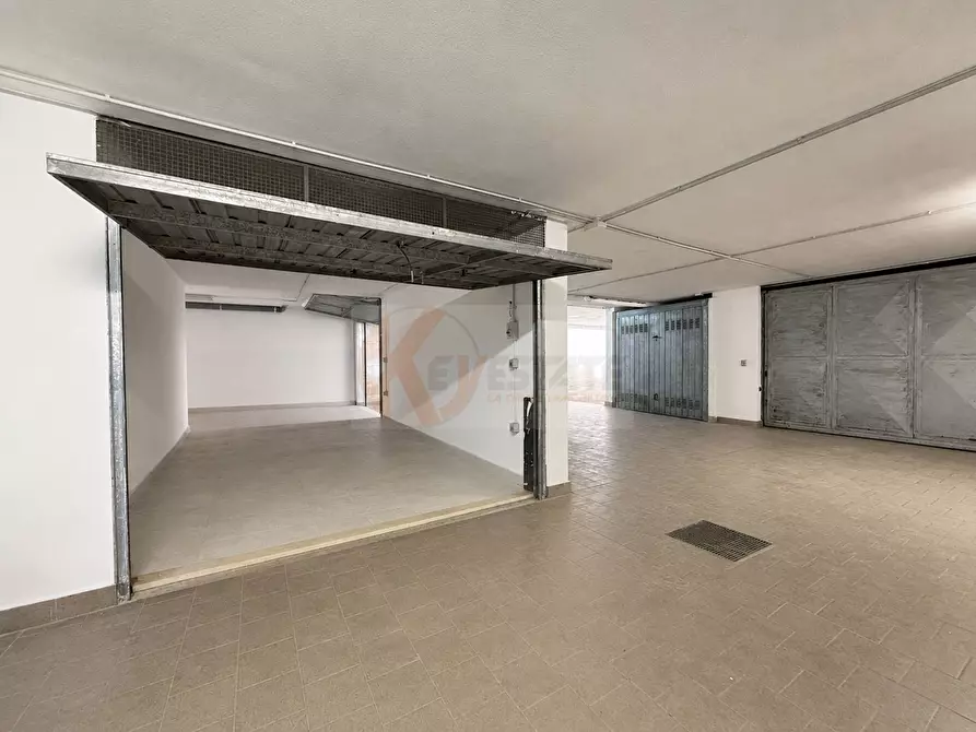 Immagine 31 di Appartamento in vendita  in Via Vittorino Era 27 a Sassari