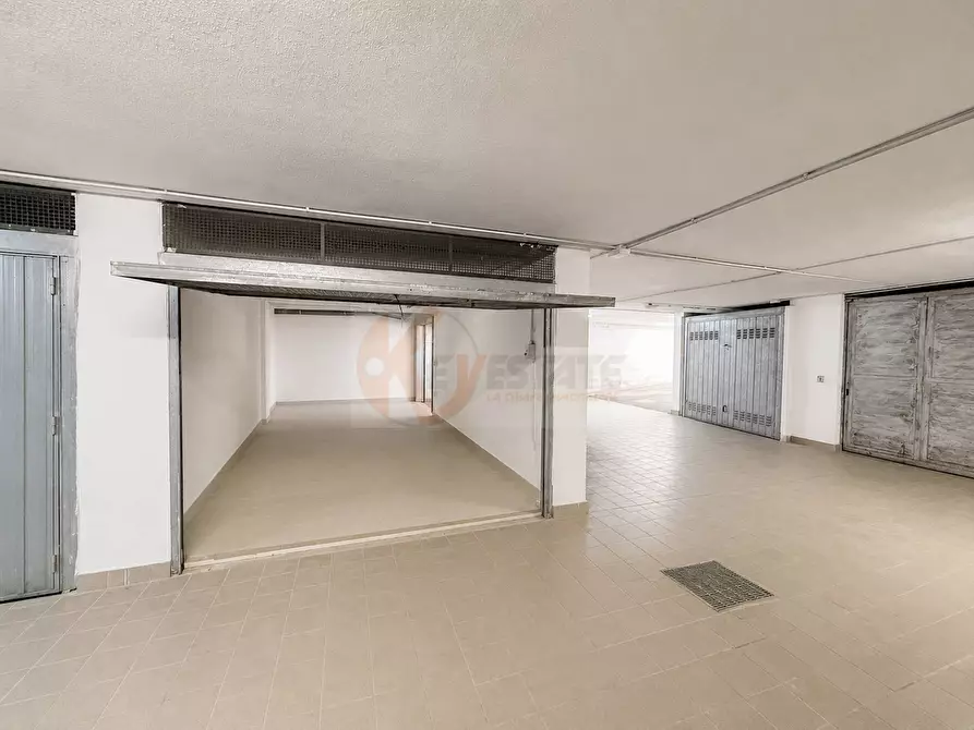 Immagine 32 di Appartamento in vendita  in Via Vittorino Era 27 a Sassari